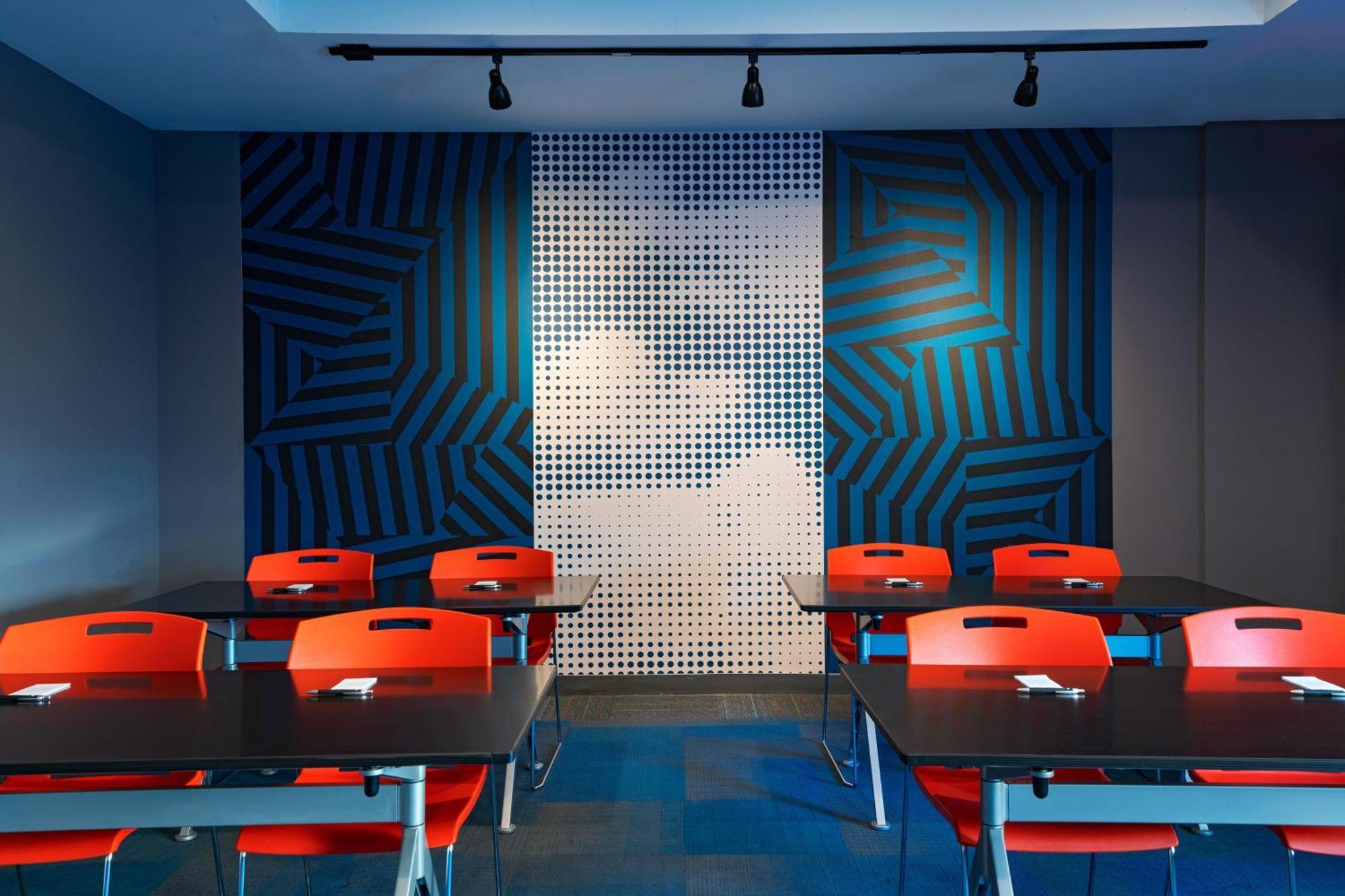 Hotel Aloft Waco Downtown Exterior foto